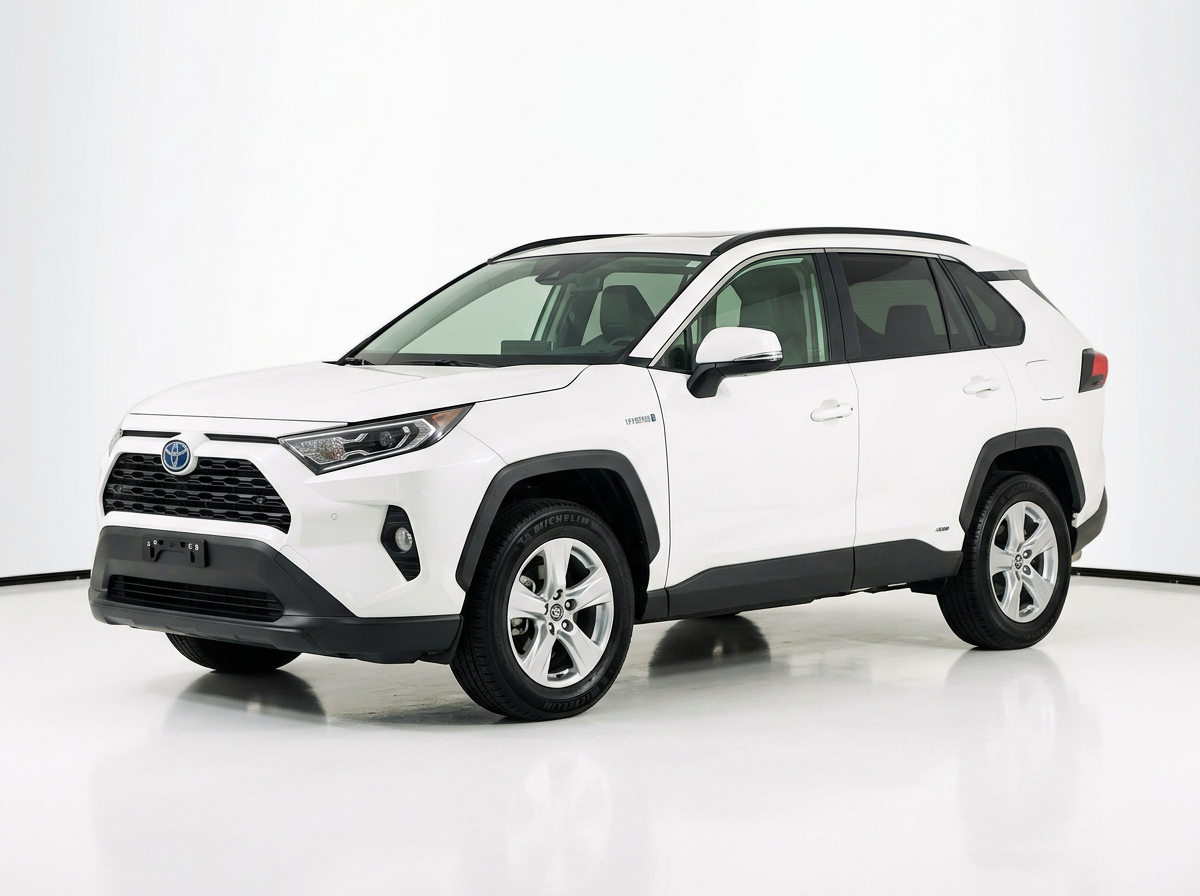 2021 Toyota RAV4 Hybrid XLE AWD — One Owner, Low Km